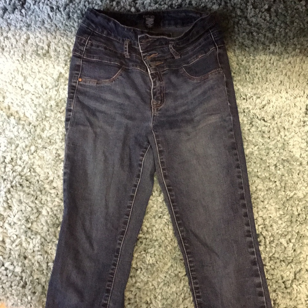 High waisted jeans